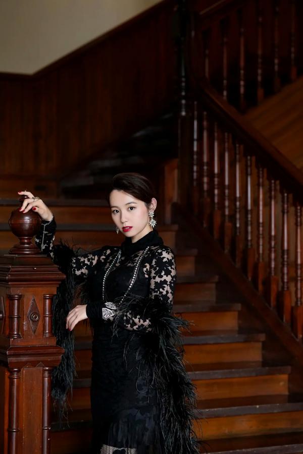 小池里奈  小池里奈 - 江戸川乱歩「黒蜥蜴」性感蕾丝内衣私房写真[127P]第3张图片