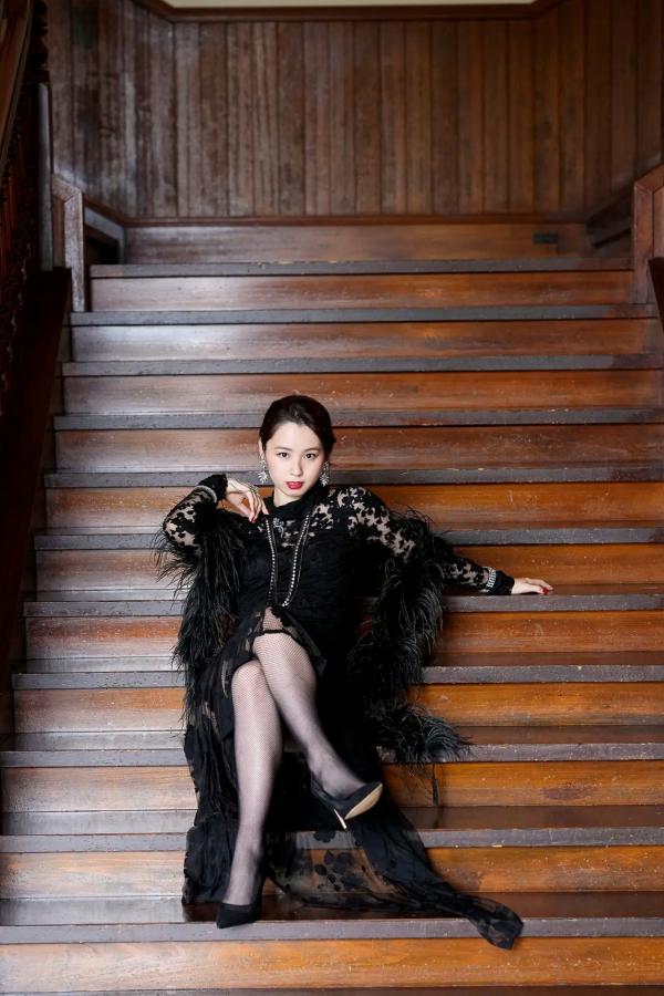 小池里奈  小池里奈 - 江戸川乱歩「黒蜥蜴」性感蕾丝内衣私房写真[127P]第4张图片