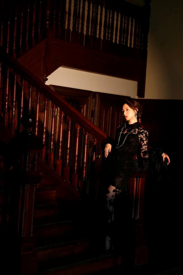 小池里奈  小池里奈 - 江戸川乱歩「黒蜥蜴」性感蕾丝内衣私房写真[127P]第16张图片