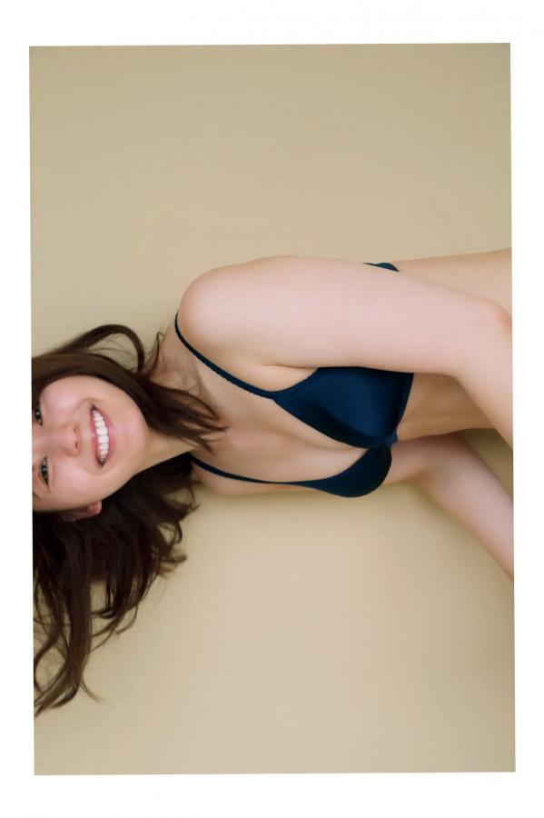 小池里奈  小池里奈《crave》海滩湿身与家居私房性感写真 [123P]第20张图片