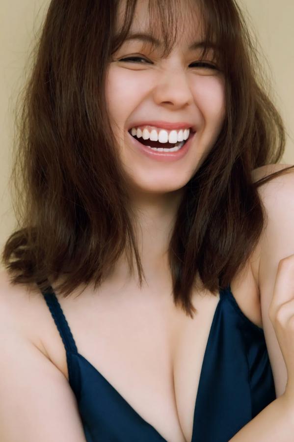 小池里奈  小池里奈《crave》海滩湿身与家居私房性感写真 [123P]第21张图片