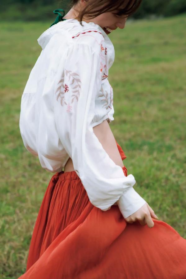 小池里奈  小池里奈《crave》海滩湿身与家居私房性感写真 [123P]第52张图片