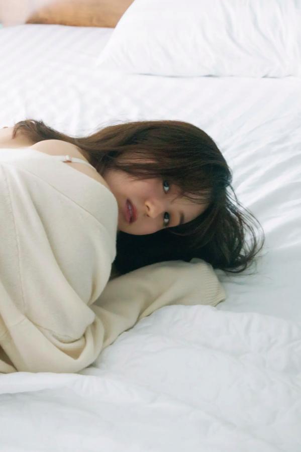 小池里奈  小池里奈《crave》海滩湿身与家居私房性感写真 [123P]第75张图片