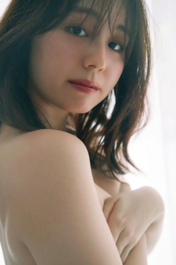 小池里奈  小池里奈《crave》海滩湿身与家居私房性感写真 [123P]第92张图片