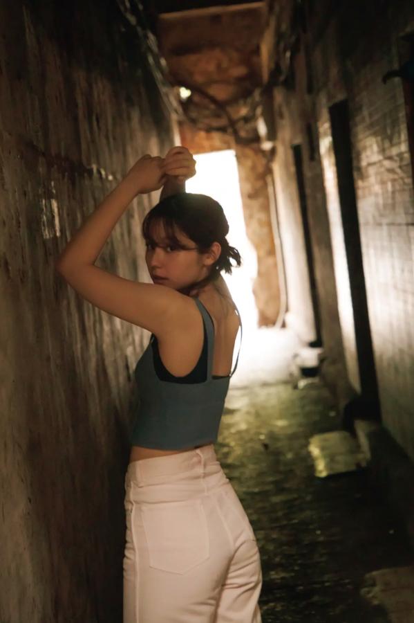 小池里奈  小池里奈《crave》海滩湿身与家居私房性感写真 [123P]第97张图片