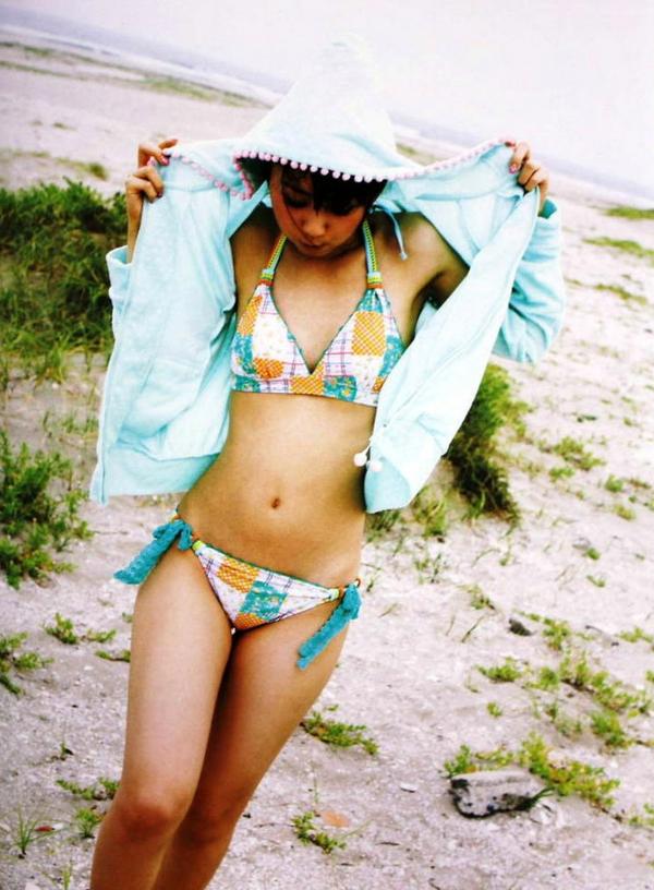 小池里奈   PB写真集_小池里奈 《17歲》 青春时光 清新海边与治愈私房写真系列 [58P]第44张图片