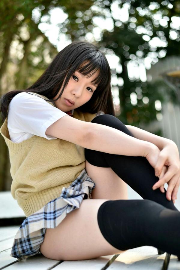 雨宮留菜 雨宫留菜  PB写真集_雨宮留菜《女子校生 萌える絶対領域》——清纯校服制服诱惑与性感比基尼私房写真，童颜巨乳尽显绝美诱惑第56张图片