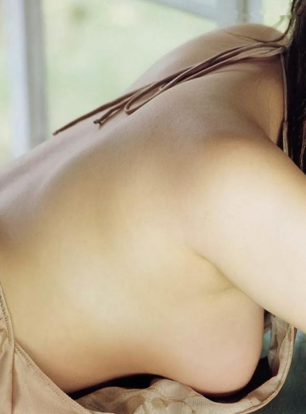 三津谷葉子 三津谷叶子  PB写真集_三津谷叶子《On The Way》[90P]_魅力户外比基尼与慵懒室内私房写真，极致诱惑身材特写第37张图片