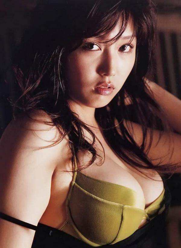 三津谷葉子 三津谷叶子  PB写真集_三津谷叶子《On The Way》[90P]_魅力户外比基尼与慵懒室内私房写真，极致诱惑身材特写第44张图片