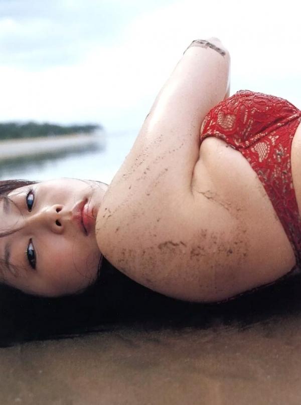 三津谷葉子 三津谷叶子  PB写真集_三津谷叶子《On The Way》[90P]_魅力户外比基尼与慵懒室内私房写真，极致诱惑身材特写第53张图片