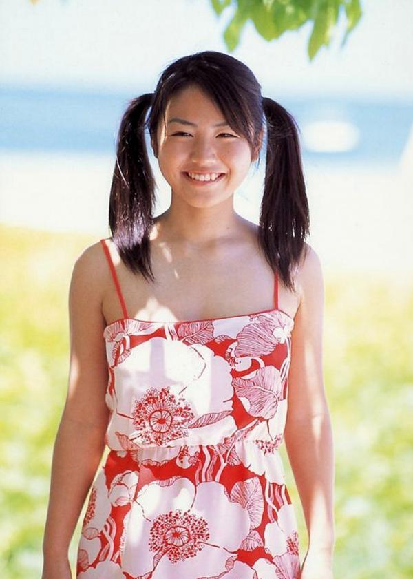 磯山さやか 矶山沙也加  PB写真集_磯山さやか(矶山沙也加) 《Pre Pri‐17》首本写真集，泳池湿身与户外清新装扮，经典童颜巨乳诱惑 [101P]第8张图片