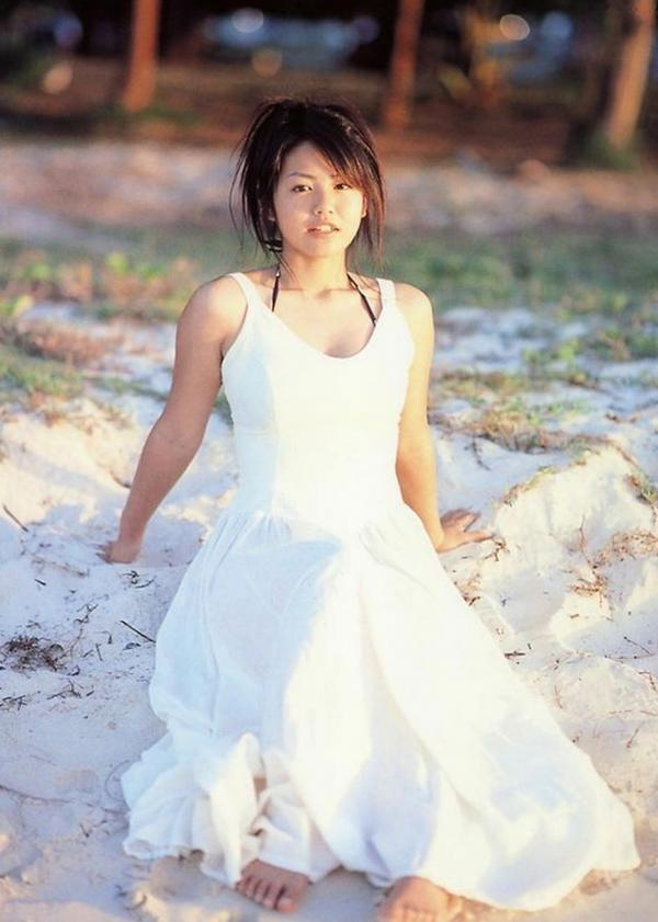 磯山さやか 矶山沙也加  PB写真集_磯山さやか(矶山沙也加) 《Pre Pri‐17》首本写真集，泳池湿身与户外清新装扮，经典童颜巨乳诱惑 [101P]第101张图片
