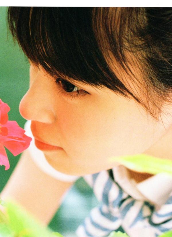 西野七瀬 西野七濑  西野七濑《风を着替えて》高清清纯写真，海边比基尼与居家生活私房美图大赏第72张图片