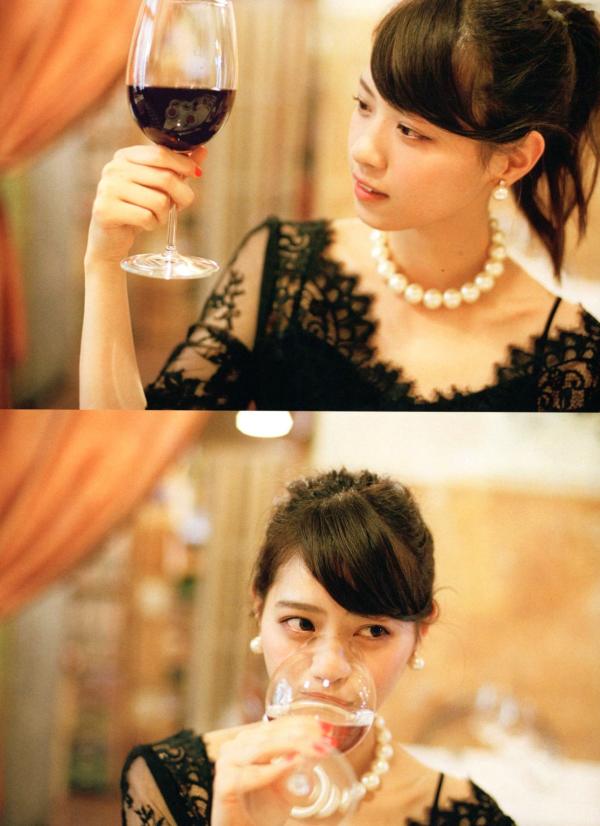 西野七瀬 西野七濑  西野七濑《风を着替えて》高清清纯写真，海边比基尼与居家生活私房美图大赏第133张图片