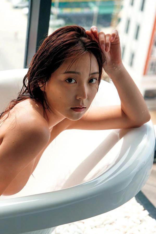 白間美瑠 白间美瑠 白間美瑠 - MERCI 户外泳池湿身黑色比基尼性感写真第49张图片