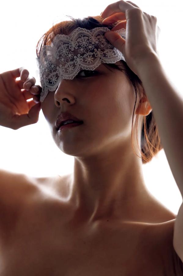 白間美瑠 白间美瑠 白間美瑠 - MERCI 户外泳池湿身黑色比基尼性感写真第90张图片