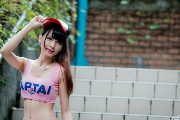 蔡譯心 蔡译心  台湾女神蔡译心气质写真：户外运动风穿搭，白色热裤展现修长美腿，清新活力少女感十足！第70张图片