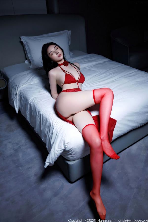 江心玥   XiuRen秀人网 11095 心玥 红色情趣内衣性感浴室私房照 魅惑美腿大尺度写真第60张图片