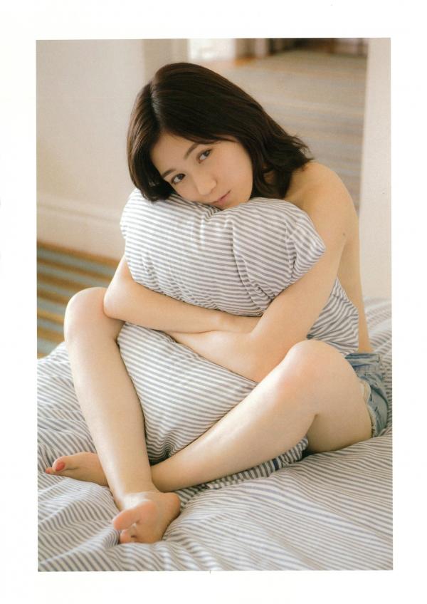 渡辺麻友 渡边麻友  渡辺麻友写真集《知らないうちに》：泳装夏日清凉、超市生活感与居家私房美图，日系少女纯美写真合集[113P]第72张图片