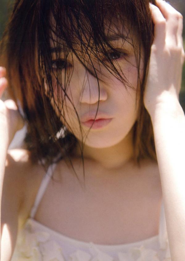渡辺麻友 渡边麻友  渡辺麻友写真集《知らないうちに》：泳装夏日清凉、超市生活感与居家私房美图，日系少女纯美写真合集[113P]第104张图片