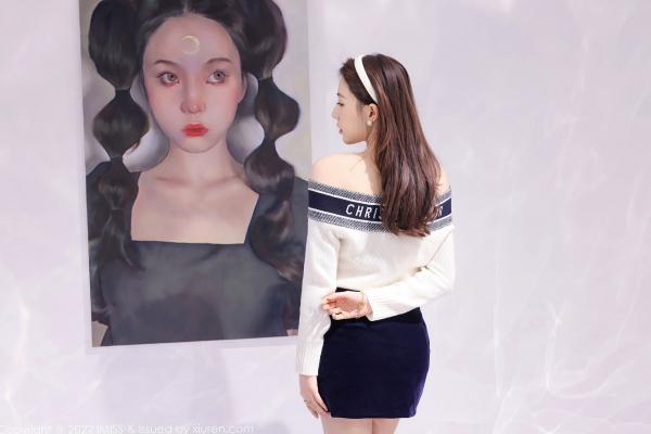 劉奕寧 刘奕宁  IMiss爱蜜社-704-刘奕宁：艺术工作室里的清纯女神，白色露肩上衣搭配黑短裙，展现优雅气质与高级感，梦幻写实风格写真无圣光大尺度第6张图片