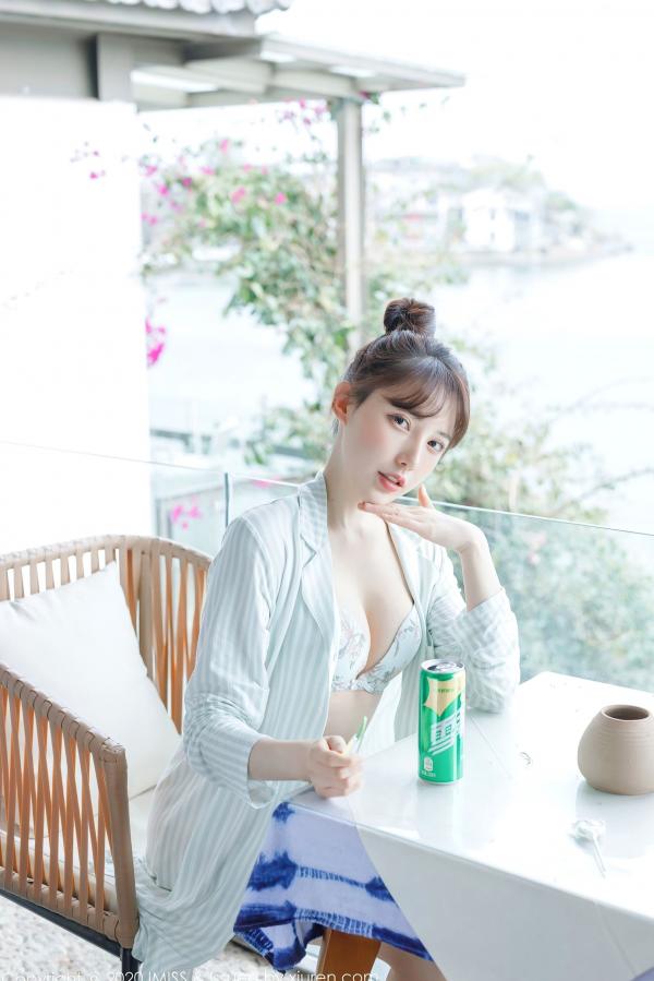 劉奕寧 刘奕宁  IMiss爱蜜社-481-刘奕宁-唯美私房床照, 清新甜美纯欲风, 条纹衬衣性感诱惑, 无圣光大尺度唯美写真第3张图片