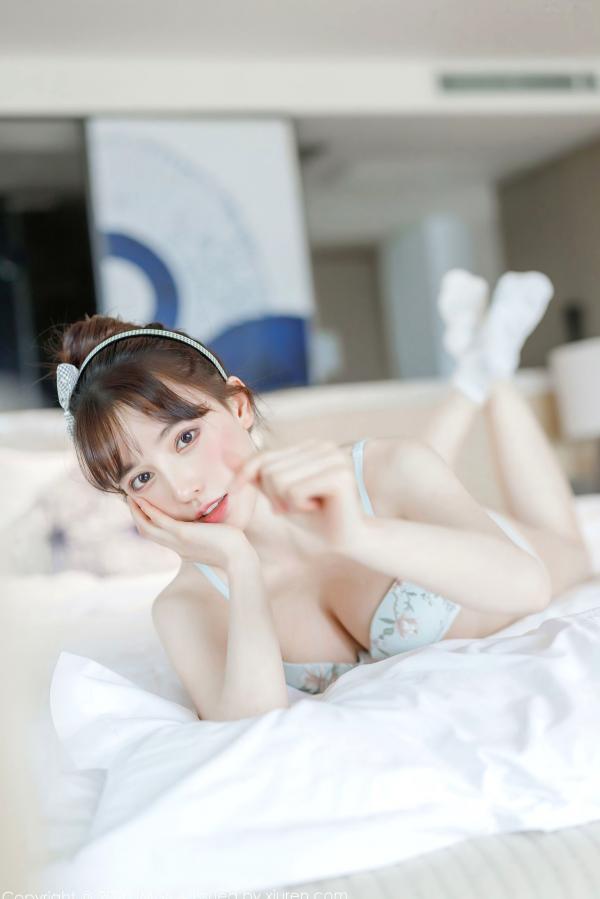 劉奕寧 刘奕宁  IMiss爱蜜社-481-刘奕宁-唯美私房床照, 清新甜美纯欲风, 条纹衬衣性感诱惑, 无圣光大尺度唯美写真第6张图片