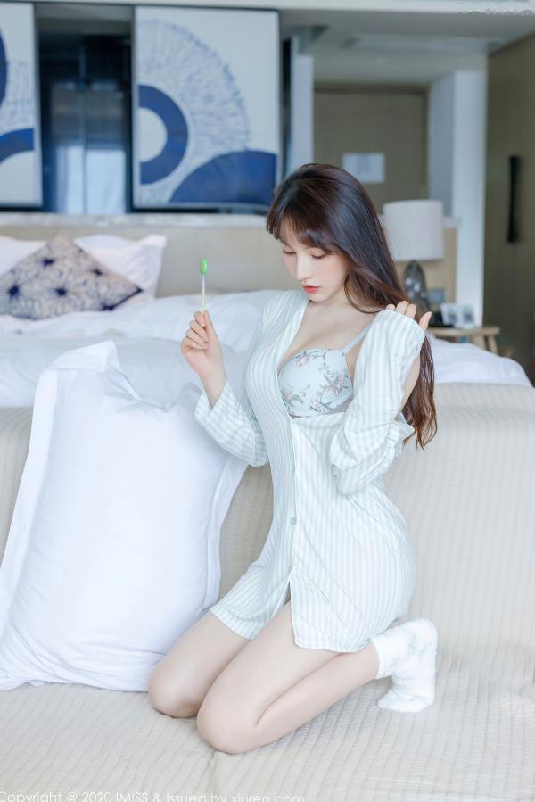 劉奕寧 刘奕宁  IMiss爱蜜社-481-刘奕宁-唯美私房床照, 清新甜美纯欲风, 条纹衬衣性感诱惑, 无圣光大尺度唯美写真第10张图片