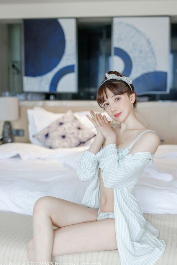 劉奕寧 刘奕宁  IMiss爱蜜社-481-刘奕宁-唯美私房床照, 清新甜美纯欲风, 条纹衬衣性感诱惑, 无圣光大尺度唯美写真第18张图片
