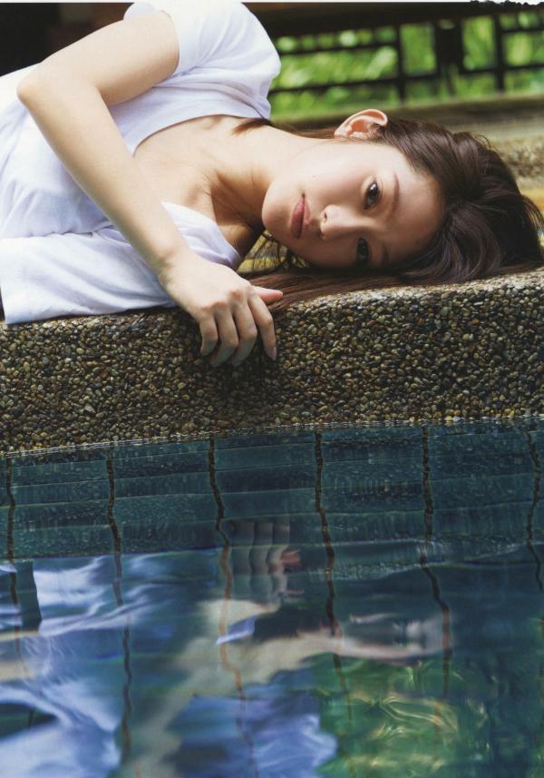 桜井玲香 樱井玲香  樱井玲香写真集《自由ということ》- 清新自然居家治愈系私房美照合集[152P]第79张图片