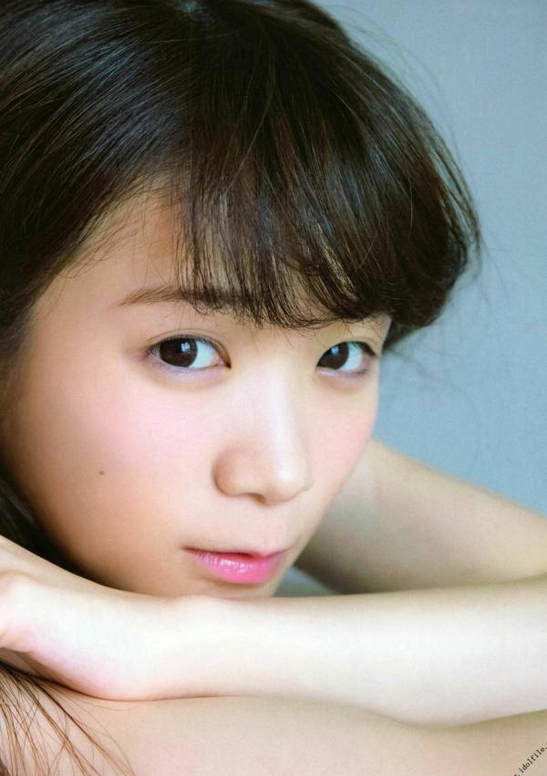 秋元真夏   秋元真夏1st写真集《真夏の气压配置》：海滩泳装与纯白婚纱的治愈系视觉盛宴第100张图片