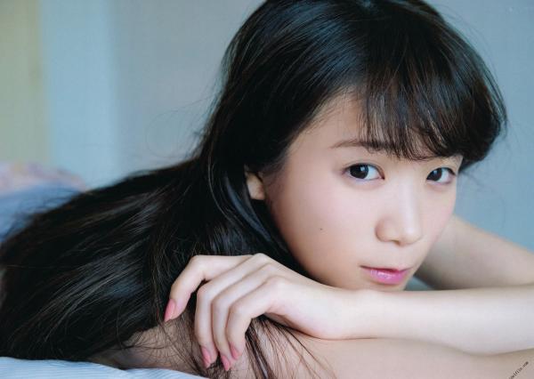 秋元真夏   秋元真夏1st写真集《真夏の气压配置》：海滩泳装与纯白婚纱的治愈系视觉盛宴第101张图片