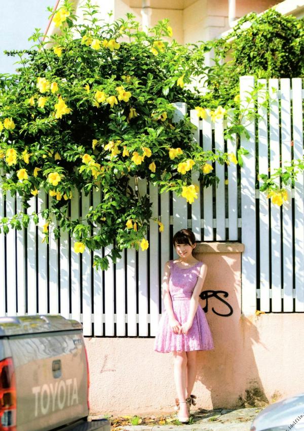 秋元真夏   秋元真夏1st写真集《真夏の气压配置》：海滩泳装与纯白婚纱的治愈系视觉盛宴第129张图片