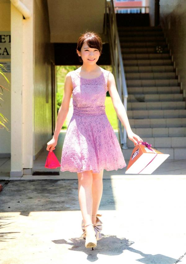 秋元真夏   秋元真夏1st写真集《真夏の气压配置》：海滩泳装与纯白婚纱的治愈系视觉盛宴第139张图片