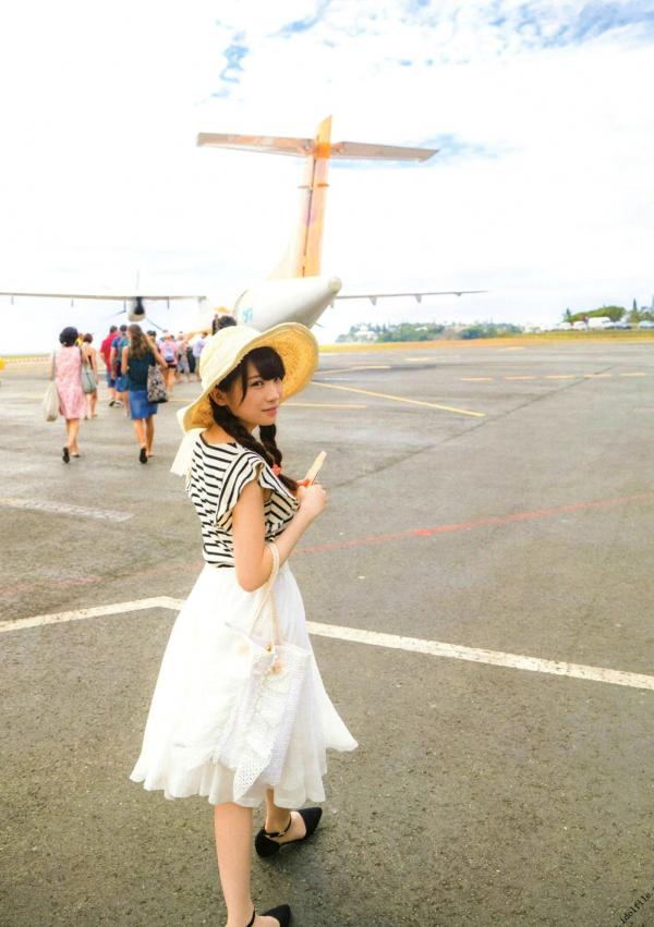 秋元真夏   秋元真夏1st写真集《真夏の气压配置》：海滩泳装与纯白婚纱的治愈系视觉盛宴第140张图片
