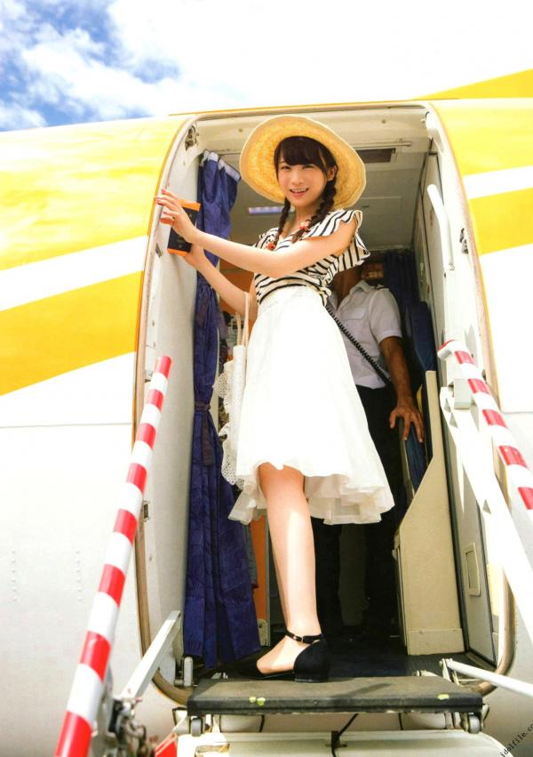 秋元真夏   秋元真夏1st写真集《真夏の气压配置》：海滩泳装与纯白婚纱的治愈系视觉盛宴第141张图片