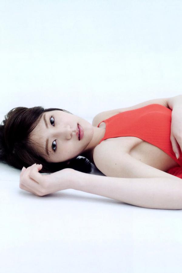 若月佑美  若月佑美写真集《アンド チョコレート》日系家居私房与感性湿身魅惑写真第40张图片