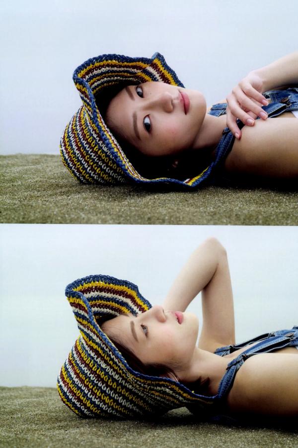 若月佑美  若月佑美写真集《アンド チョコレート》日系家居私房与感性湿身魅惑写真第65张图片