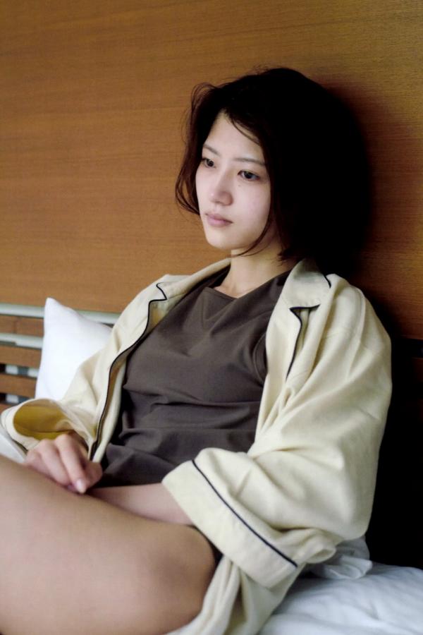 若月佑美  若月佑美写真集《アンド チョコレート》日系家居私房与感性湿身魅惑写真第87张图片