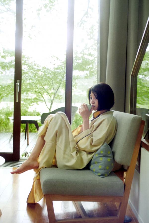 若月佑美  若月佑美写真集《アンド チョコレート》日系家居私房与感性湿身魅惑写真第91张图片