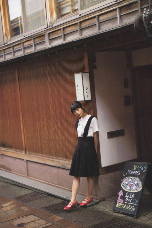 深川麻衣   PB写真集_深川麻衣《ずっと、そばにいたい》：海边户外清新自然写实，治愈系甜美女神风第79张图片
