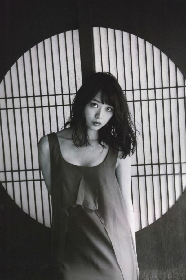 深川麻衣   PB写真集_深川麻衣《ずっと、そばにいたい》：海边户外清新自然写实，治愈系甜美女神风第97张图片