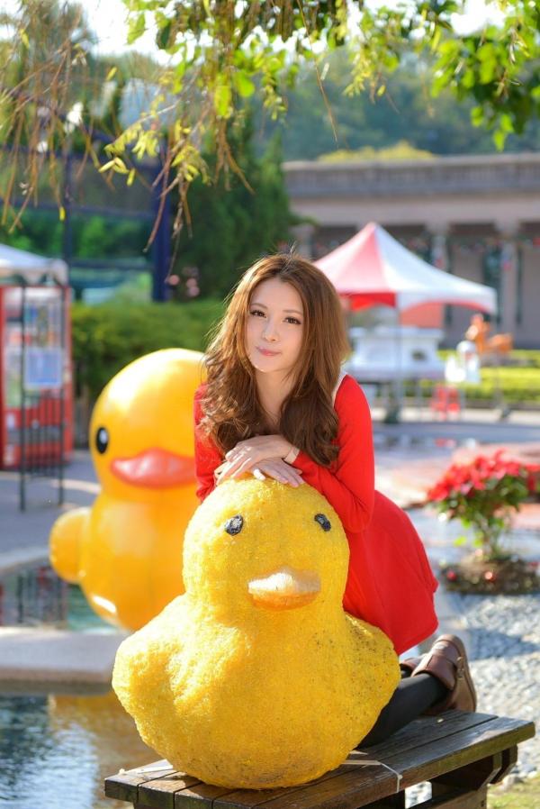 许睿瑜 睿咩咩  台湾正妹_台湾正妹许睿瑜《黑涩会美眉外拍图片》写真合集第47张图片