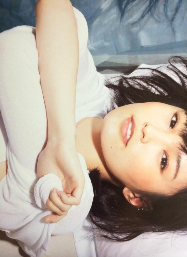 山本彩   PB写真集_山本彩《SY》高清美图：清纯短发、比基尼泳装诱惑，摄影大师LESLIE KEE镜头下的夏日灵动尤物第74张图片