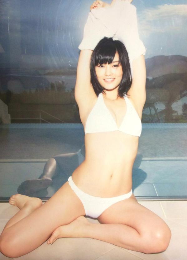 山本彩   PB写真集_山本彩《SY》高清美图：清纯短发、比基尼泳装诱惑，摄影大师LESLIE KEE镜头下的夏日灵动尤物第76张图片