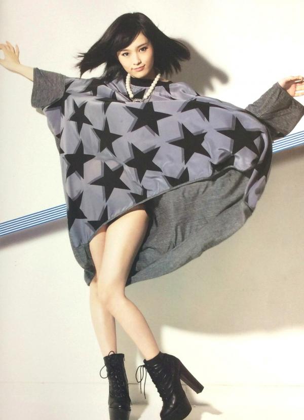 山本彩   PB写真集_山本彩《SY》高清美图：清纯短发、比基尼泳装诱惑，摄影大师LESLIE KEE镜头下的夏日灵动尤物第81张图片