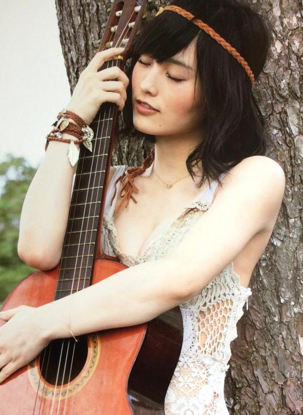 山本彩   PB写真集_山本彩《SY》高清美图：清纯短发、比基尼泳装诱惑，摄影大师LESLIE KEE镜头下的夏日灵动尤物第117张图片