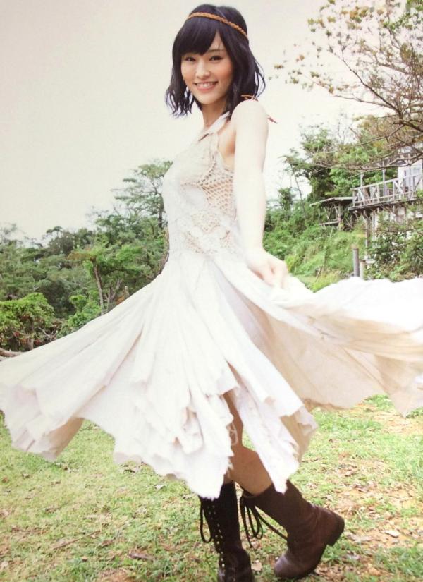 山本彩   PB写真集_山本彩《SY》高清美图：清纯短发、比基尼泳装诱惑，摄影大师LESLIE KEE镜头下的夏日灵动尤物第119张图片