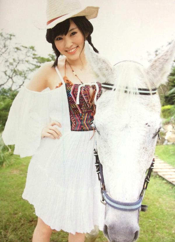山本彩   PB写真集_山本彩《SY》高清美图：清纯短发、比基尼泳装诱惑，摄影大师LESLIE KEE镜头下的夏日灵动尤物第120张图片