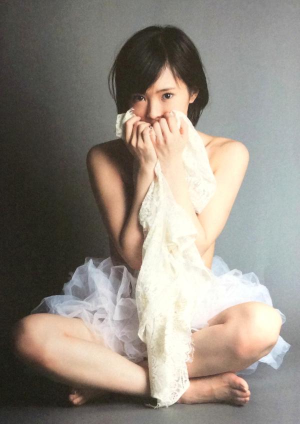 山本彩   PB写真集_山本彩《SY》高清美图：清纯短发、比基尼泳装诱惑，摄影大师LESLIE KEE镜头下的夏日灵动尤物第125张图片